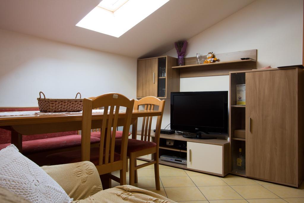 Apartment Perc Копер Екстериор снимка